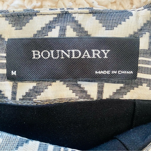 Women’s asymmetrical cut mini skirt - Picture 3 of 3